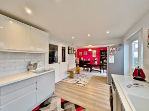 Photo 7- click for photo gallery